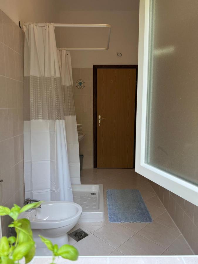 Villa Claudia Beach Apartment Premantura Luaran gambar