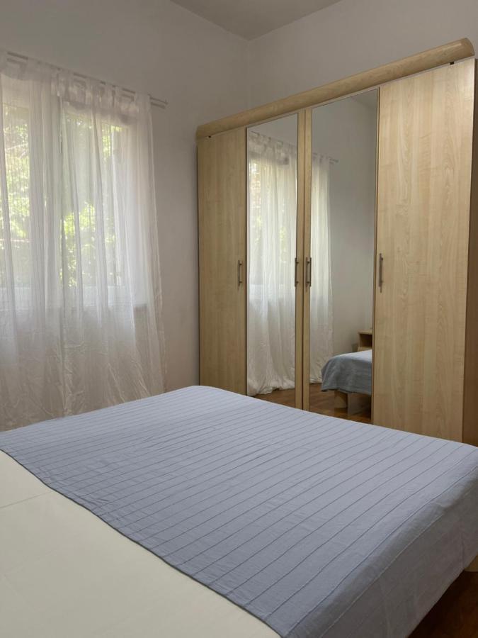 Villa Claudia Beach Apartment Premantura Luaran gambar